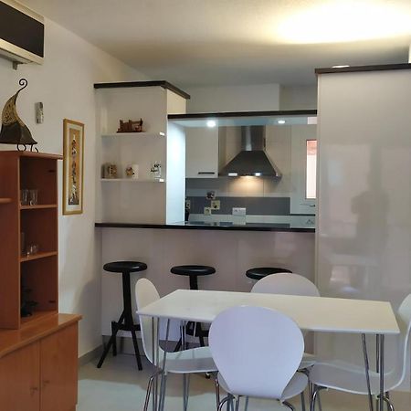 Bonito Apartamento, Con Piscina, Excelente Wifi Y Aire Acondicionado Pals Exterior photo