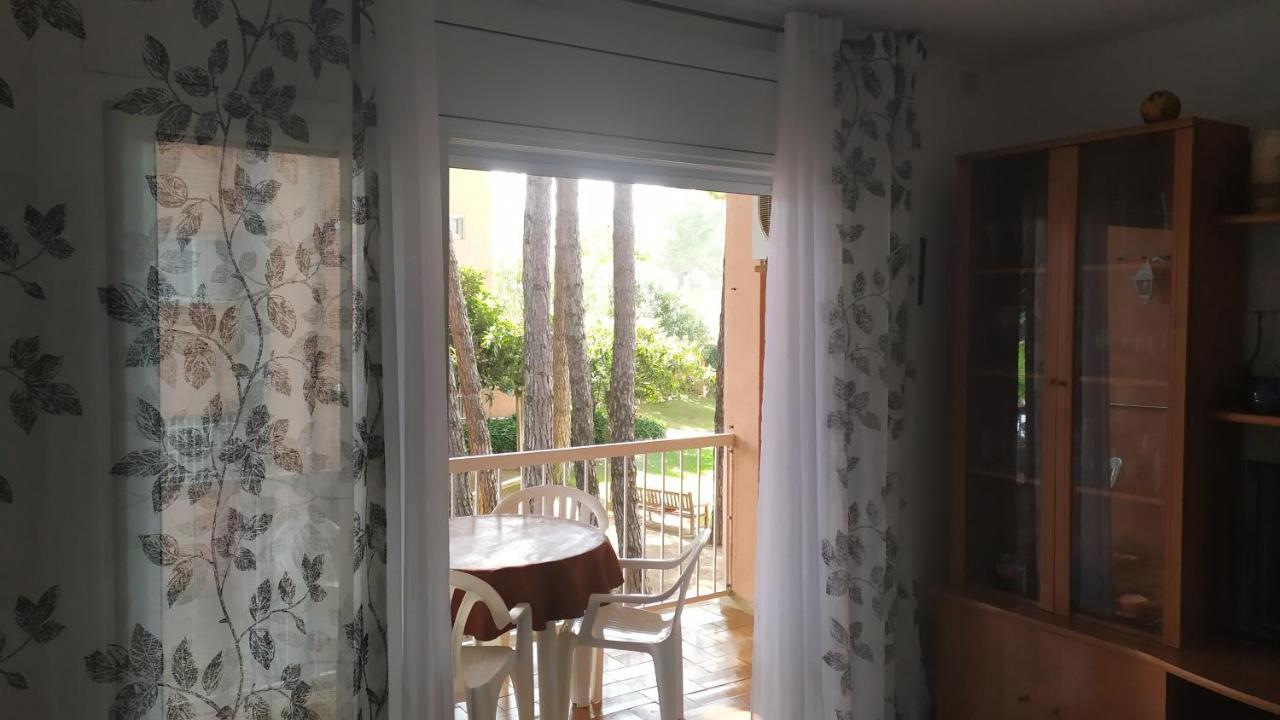 Bonito Apartamento, Con Piscina, Excelente Wifi Y Aire Acondicionado Pals Exterior photo